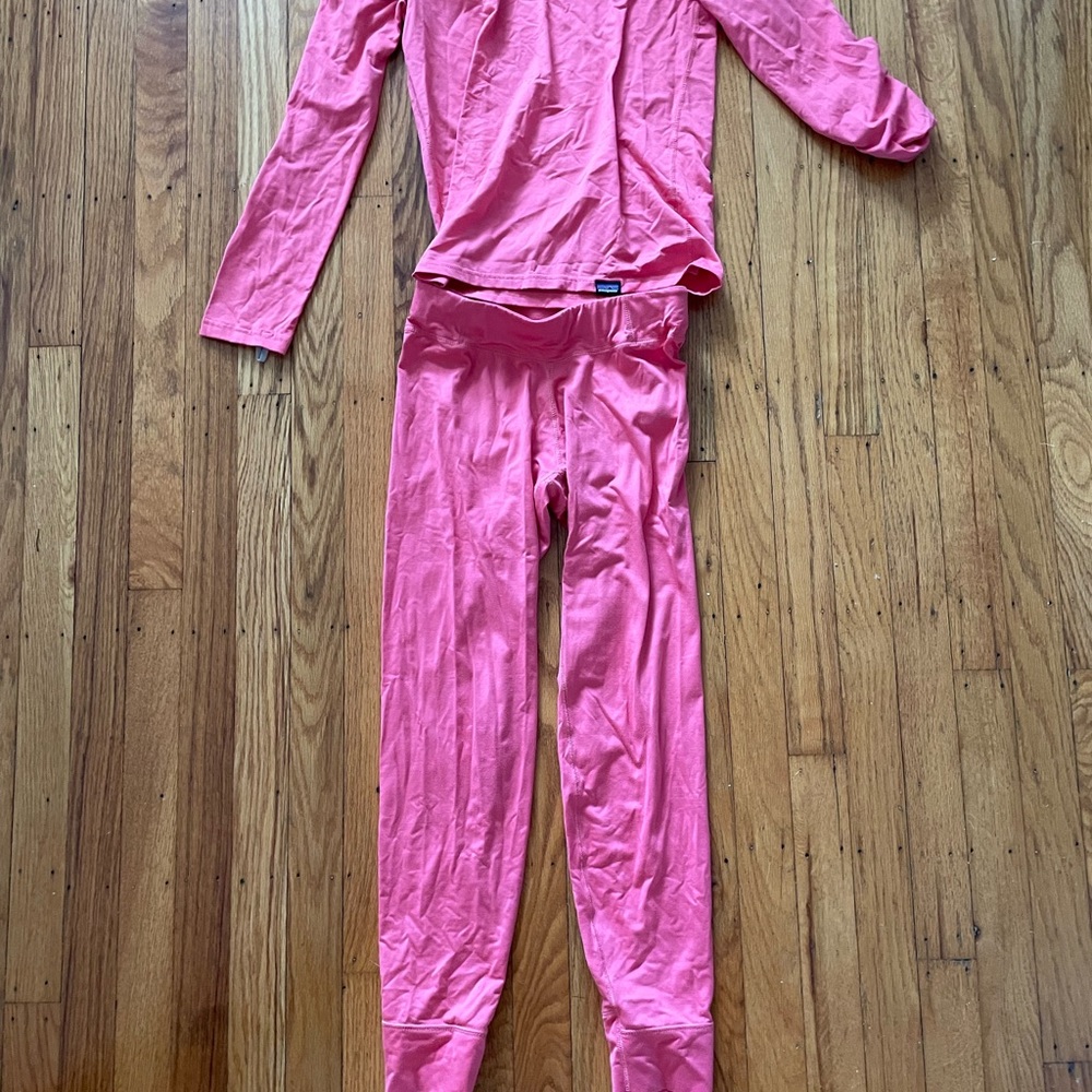 Patagonia Capilene set, pink, size 10; warm base layers.